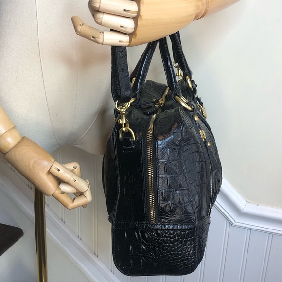 BRAHMIN Black Croc Leather Shoulder Bag With Adjustable Crossbody Strap - Picture 6 of 17